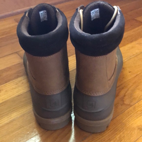 new waterproof boot - Picture 3 of 5